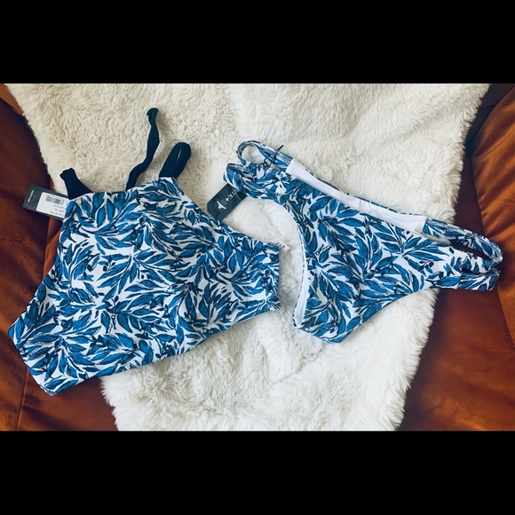 NWT Tavik Paradise Sea Blue 2 Piece Bikini 💙🩱 - Picture 2 of 10